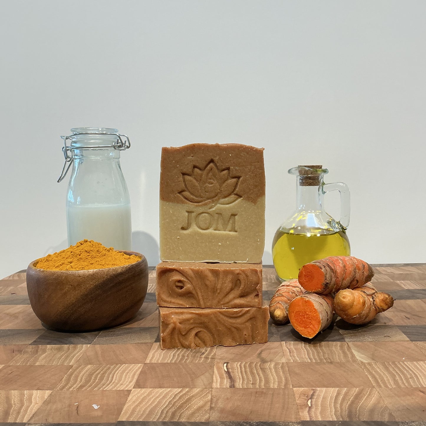 Creamy Turmeric Bright  Bar